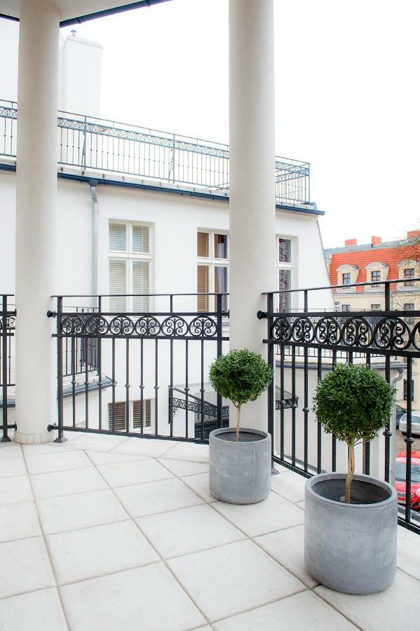Swiety 7 Познань Экстерьер фото